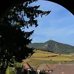 Un Balcon Sur Les Toits *