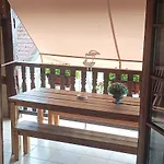 Un Balcon Sur Les Toits アパート *