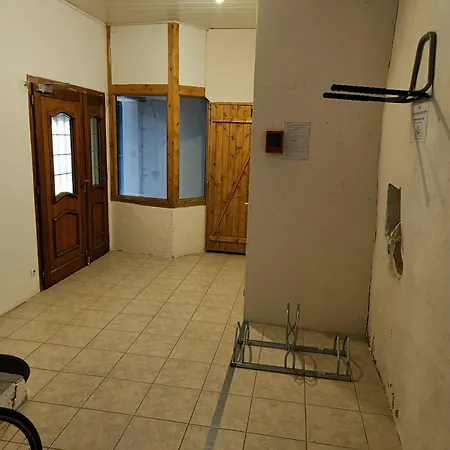 Un Balcon Sur Les Toits *