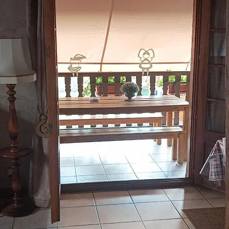 Un Balcon Sur Les Toits *