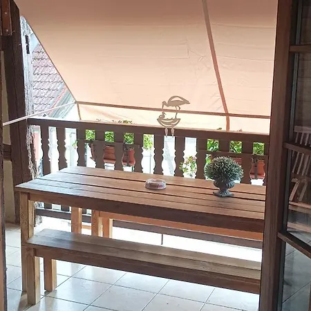 Un Balcon Sur Les Toits Lägenhet *